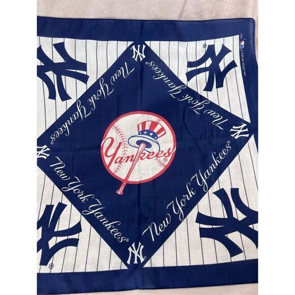 Vintage NY Yankees Bandanna Baseball - Picture 4 of 7
